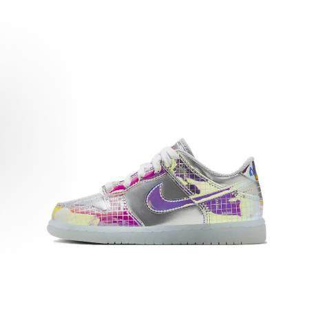 Nike Dunk SE 圆头系带 减震耐磨 低帮 儿童板鞋 中小童,运动鞋new,板鞋,淘宝优惠券,粉丝福利购,淘宝优惠卷