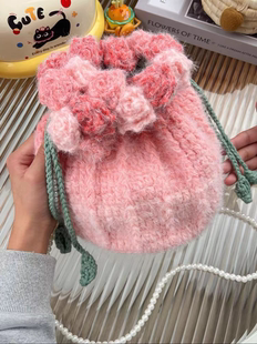 渐变玫瑰花束水桶包手工编织毛线钩织单肩包diy材料包送女友礼物