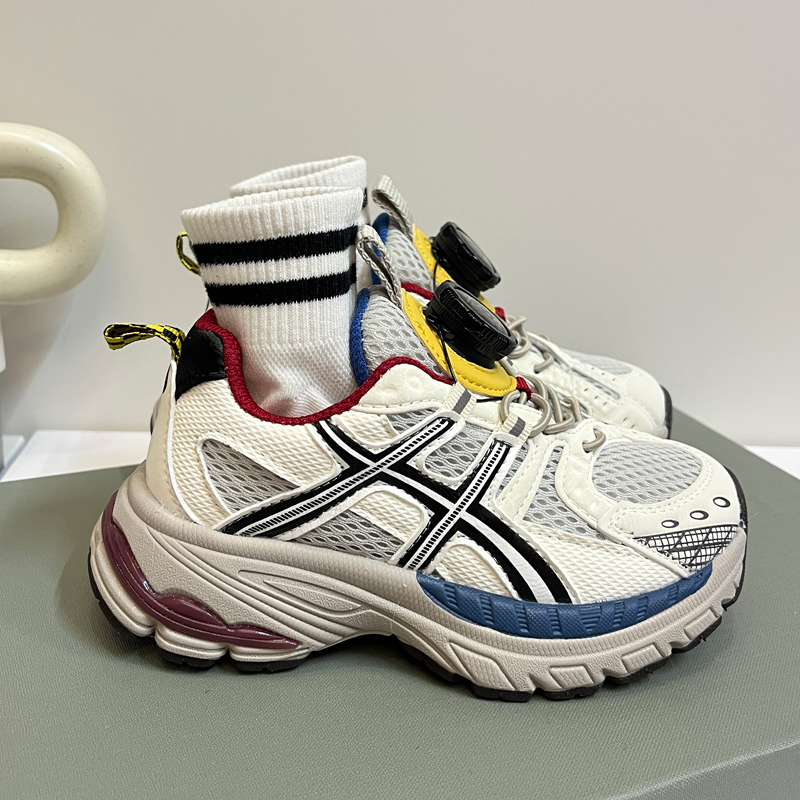 轻便软底2025秋季新款儿童运动鞋网面男童户外跑步鞋学生女童透气