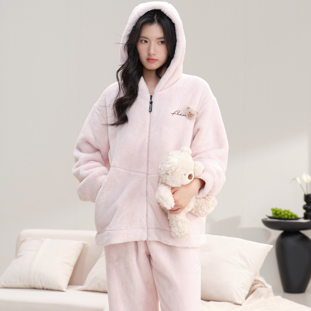 佰伦熊女秋冬加厚珊瑚绒连帽睡衣