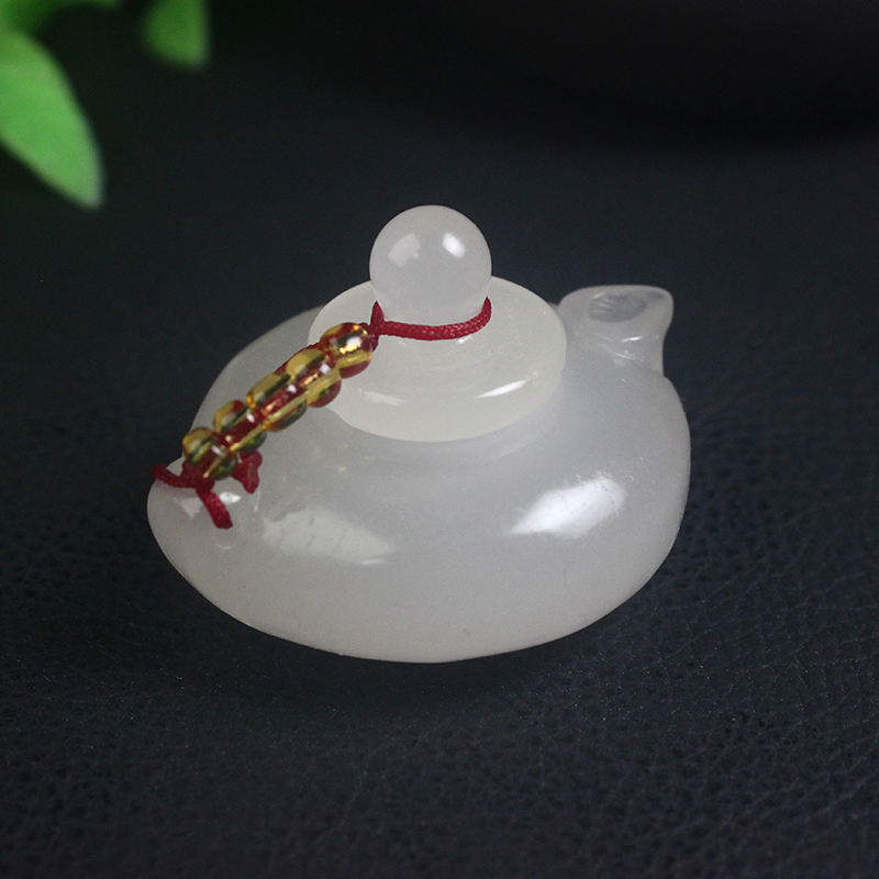 正品桂林鸡血玉白色贵妃料把把壶手把件纯天然玉石把玩件带证书