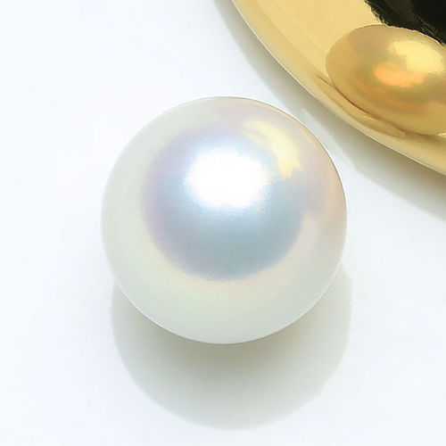 【白玫瑰】4A正圆强光天然淡水珠