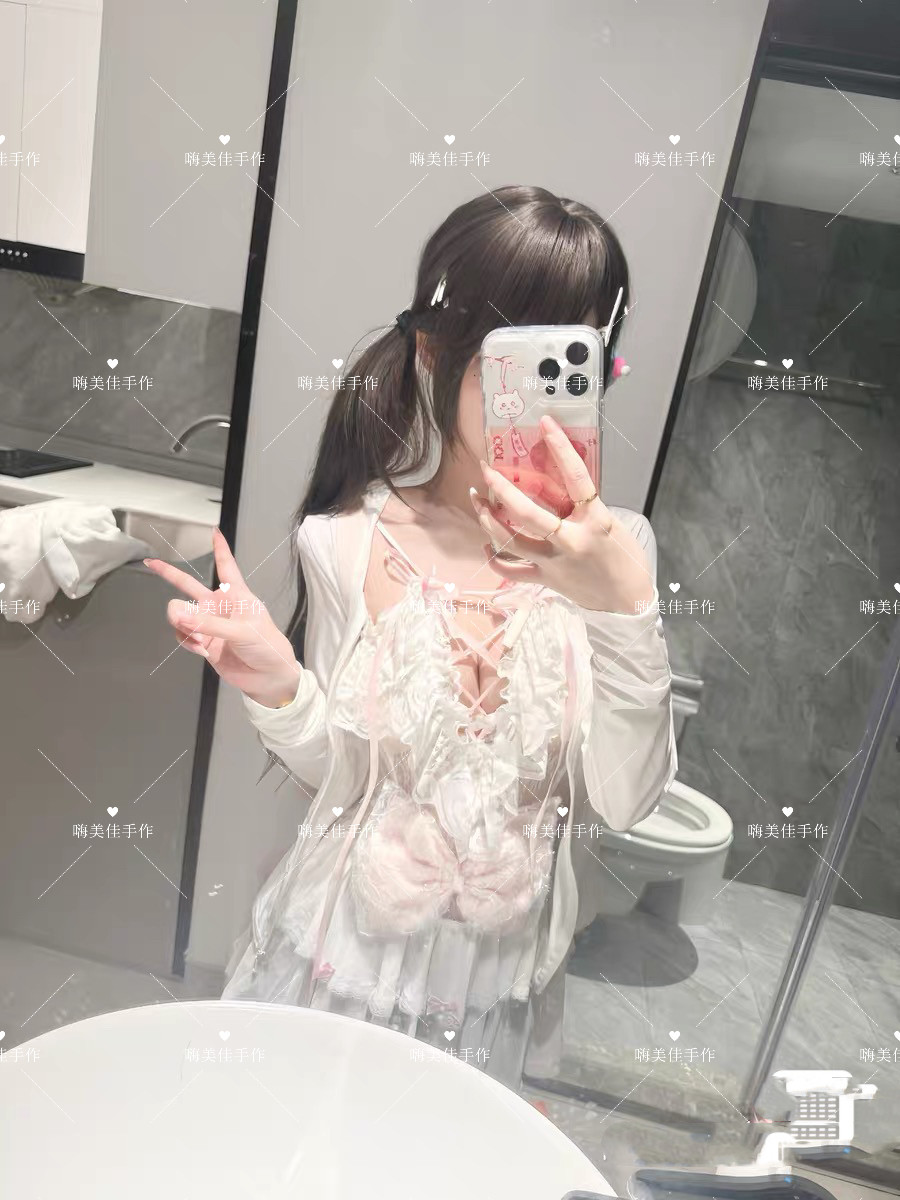 手作粉白蕾丝蝴蝶结辣妹纯欲可爱软妹甜美百搭显瘦吊带蓬蓬连衣裙