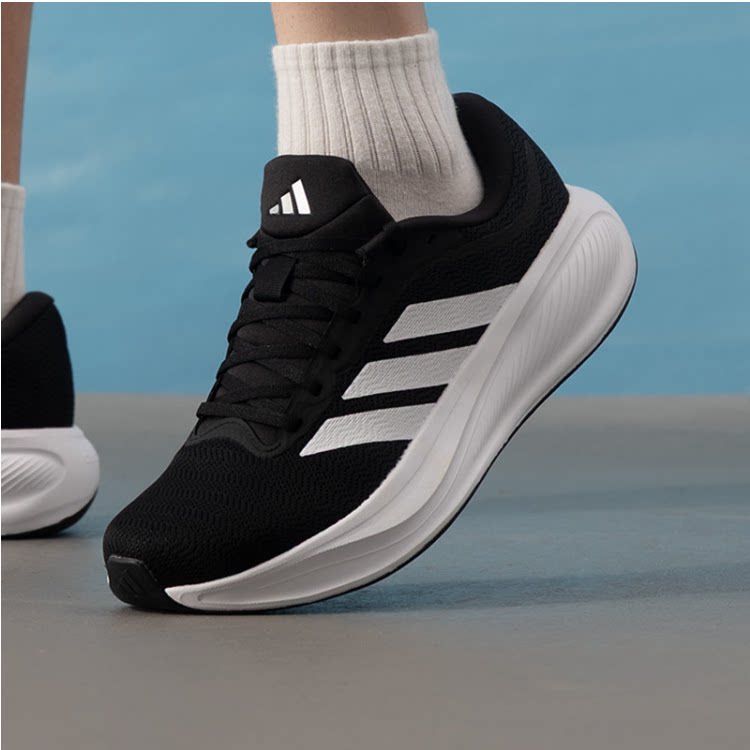 Adidas男女26新款舒适透气耐磨跑步鞋KJ1736 KJ1738 KJ1734 - 实物图