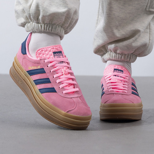 Adidas女鞋运动休闲德训鞋板鞋