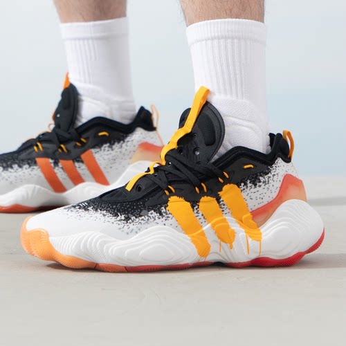 adidas男子实战运动篮球鞋