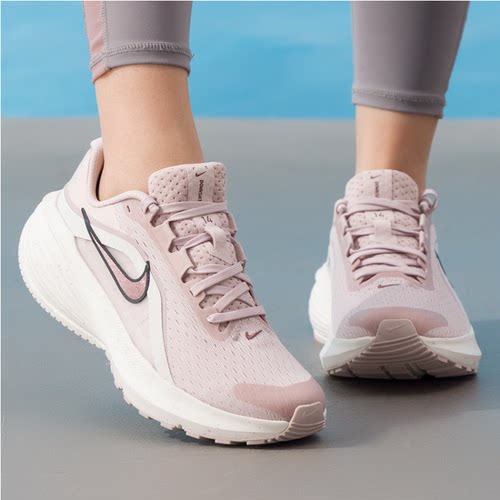 NIKE女运动鞋缓震透气休闲跑步鞋