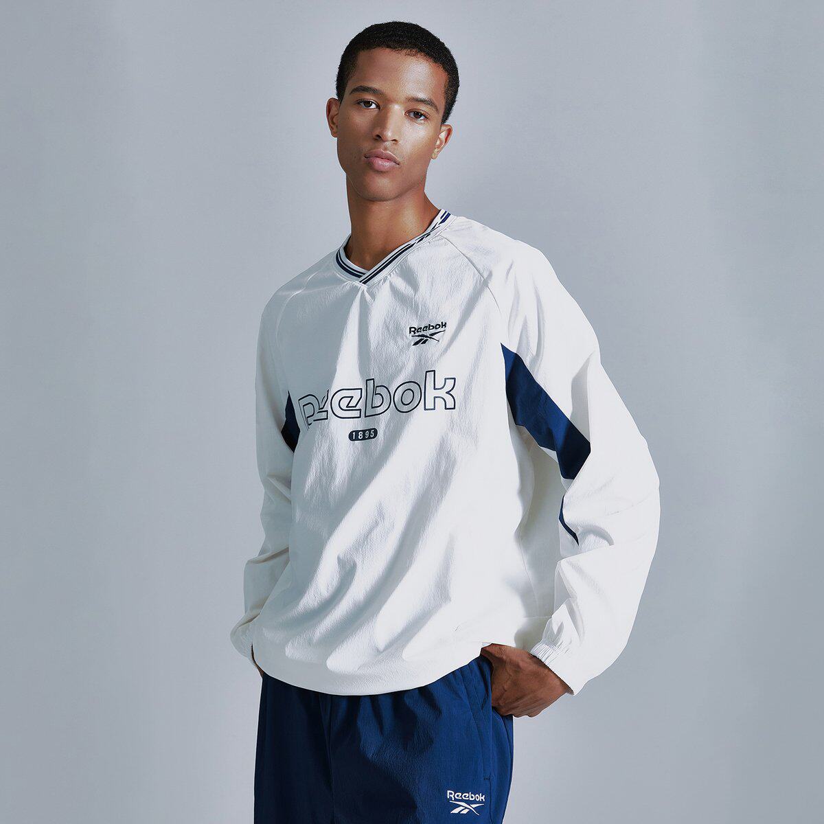 Reebok/锐步秋季新款男女宽松运动套头衫休闲卫衣外套RETS4FM10