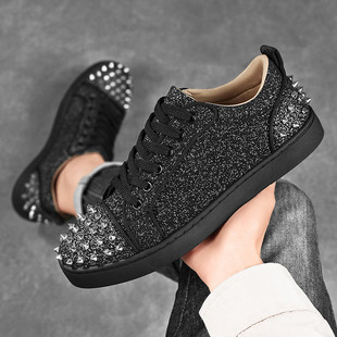 欧洲站男鞋个性铆钉板鞋男士休闲鞋秋季网红精神社会小伙帆布潮鞋