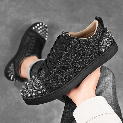 欧洲站男鞋个性铆钉板鞋男士休闲鞋秋季网红精神社会小伙帆布潮鞋
