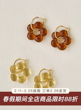 手工琉璃花朵耳环耳钉可爱气质百搭小众设计感透明美拉德色系耳饰