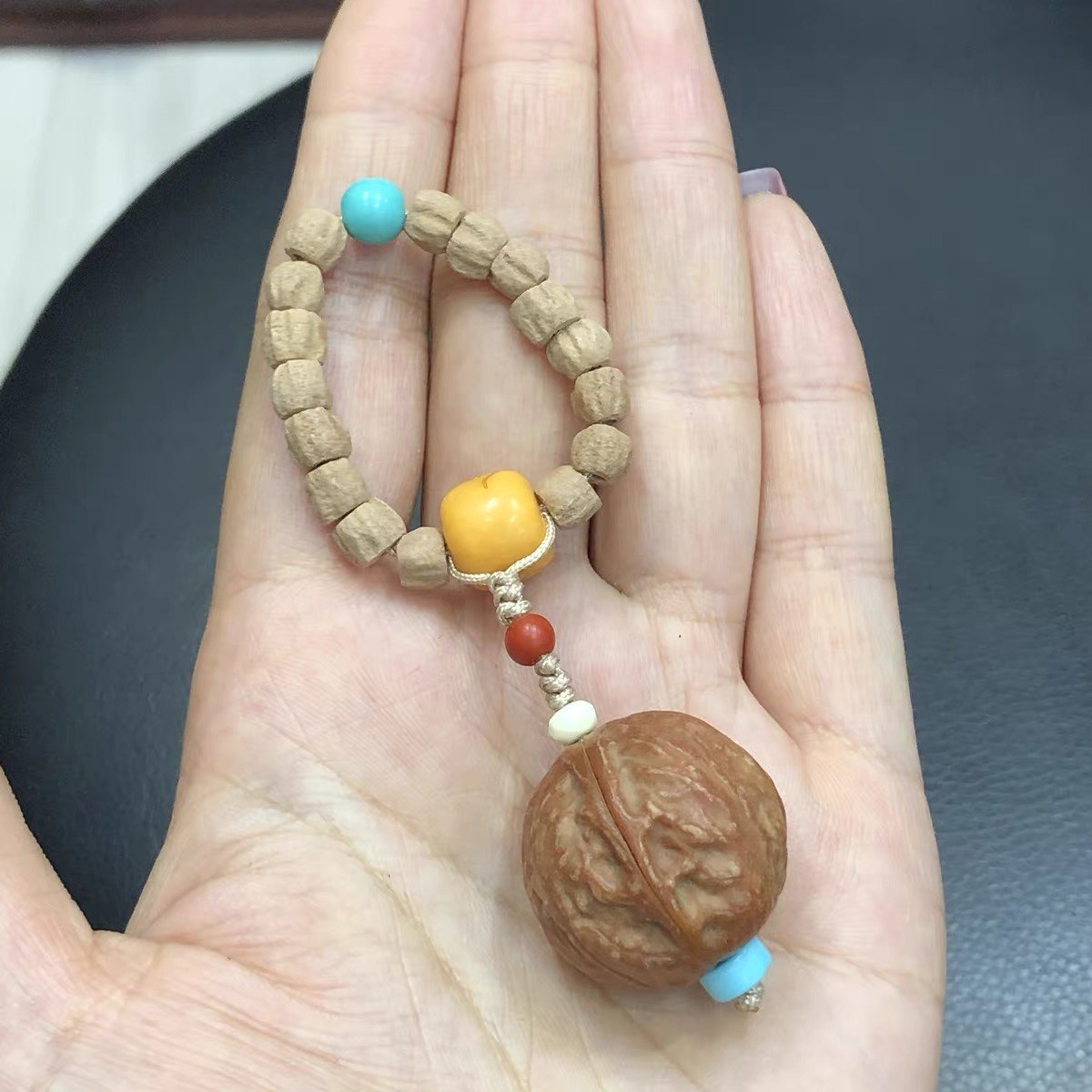 DIY原创小手捻核桃指尖文玩绕指柔橄榄核星月女冷门菩提手串跑环