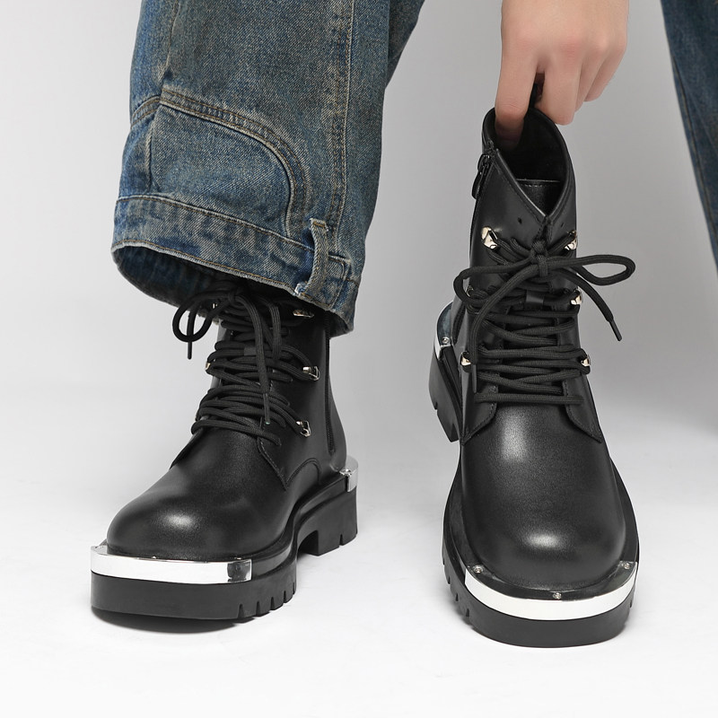 圣保沃马丁靴男欧美风黑色高帮侧拉链机车靴英伦厚底金属装饰皮靴