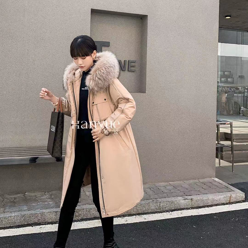 2020雪馳女款羽絨服長款時尚爆款