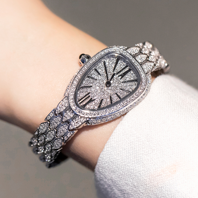 满钻满天星蛇头高级感女款手表