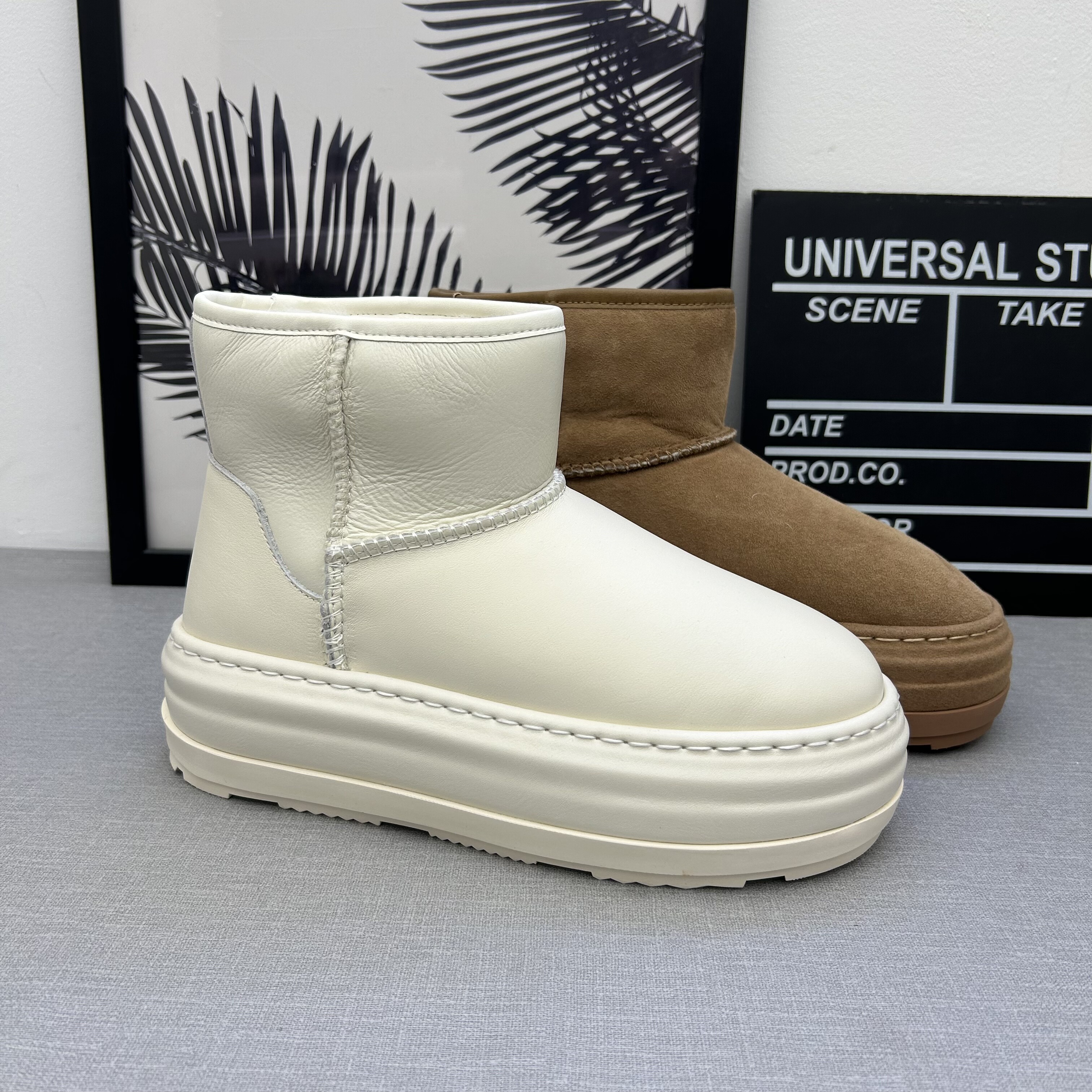 2025年冬季欧货新款真皮羊毛内里加绒皮毛一体保暖短帮厚底雪地靴