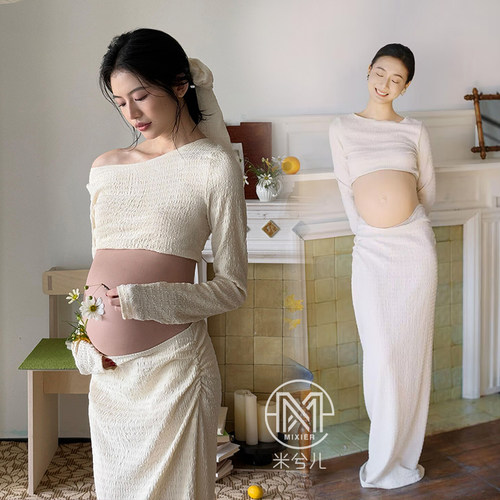 孕妇拍照服装素雅一字肩居家服