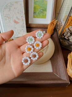 原创微钩手工编织雏菊纯银耳钉成品森系复古风配饰送礼