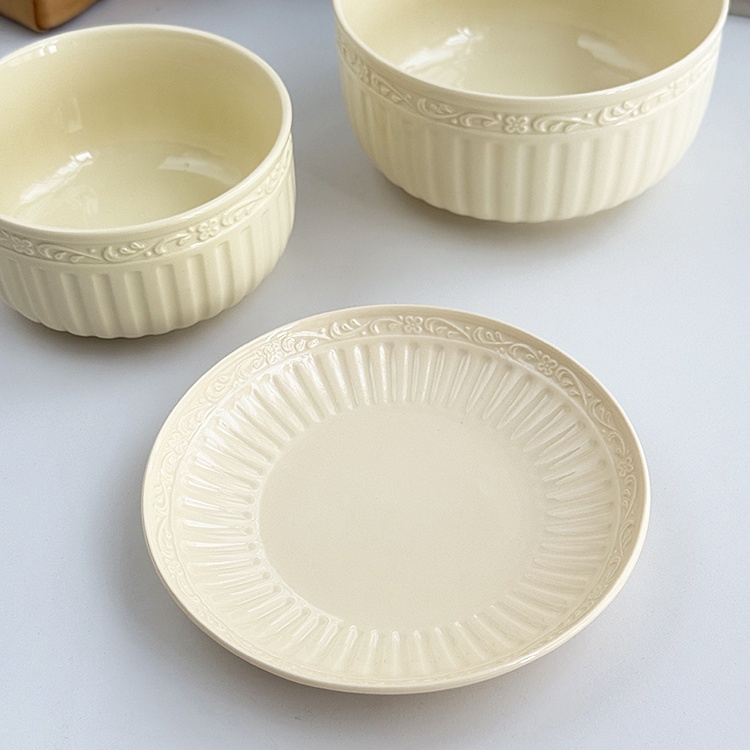 釉下彩法式奶油风碗盘竖纹浮雕水果沙拉碗高温陶瓷餐具盘子米饭碗
