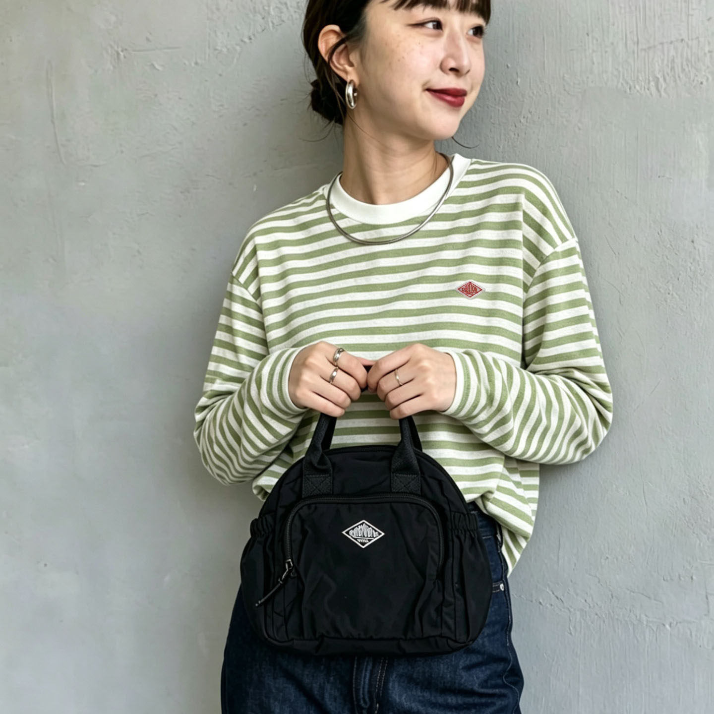 日系新品字母印花单肩斜挎手提包休闲百搭包包dan女