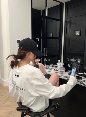 十一石Lazy life设计感白色长袖t恤女小个子宽松显瘦内搭打底衫ll