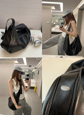 十一石 搭配王！ 大容量黑色饺子包女复古高级感休闲单肩斜挎包ll