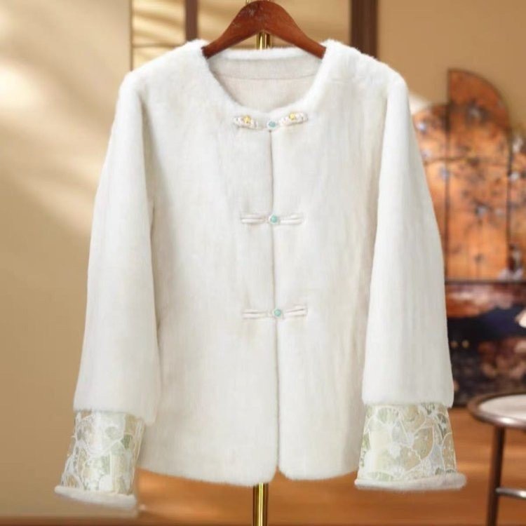 新中式冬季女装新款盘扣唐装加厚国风宽松上衣高级感仿皮草外套女