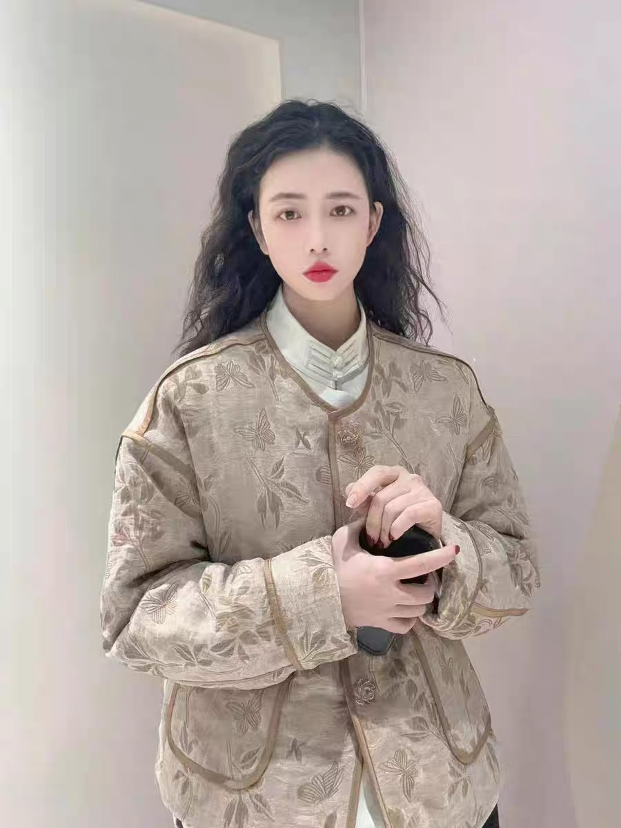 新中式国风盘扣设计感提花棉服外套女2025冬装洋气时尚穿搭上衣潮