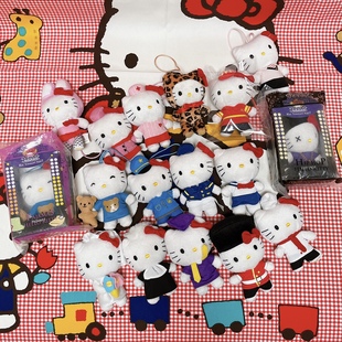 绝版麦当劳kitty制服挂件抱熊嘻哈明星豹纹速递员新娘护士兔女郎