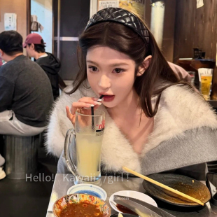 钟楚曦同款 小众洗脸压发发卡高颅顶头饰 黑色格菱皮质发箍2025新款