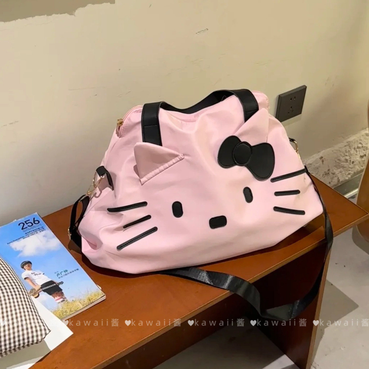 日系软妹HelloKitty刺绣粉色托特包大容量便携化妆洗漱两用手提包