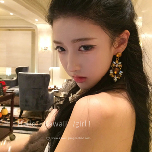 古早千金香槟色镶钻耳环复古宫廷风耳钉个性夸张无耳洞耳夹耳饰女