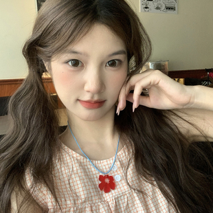 小红花项链春天多巴胺可爱撞色颈链小众设计感锁骨链 ins博主同款