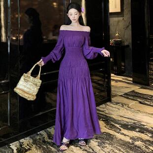 法式 名媛高级感一字肩度假长裙收腰压褶大摆礼服连衣裙潮