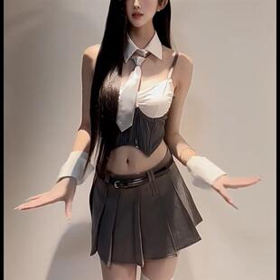 纯欲性感领带条纹撞色拼接吊带背心夏季 百褶半身裙两件套 辣妹西装