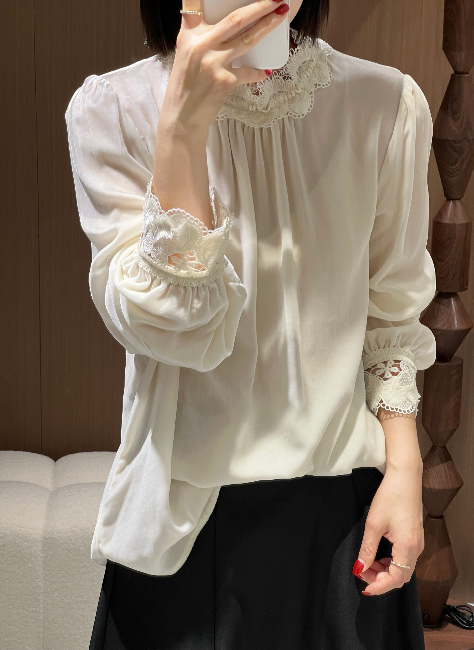 真丝丝绒拼接水溶花边上衣真丝丝绒拼接蕾丝花边领上衣新中式上衣