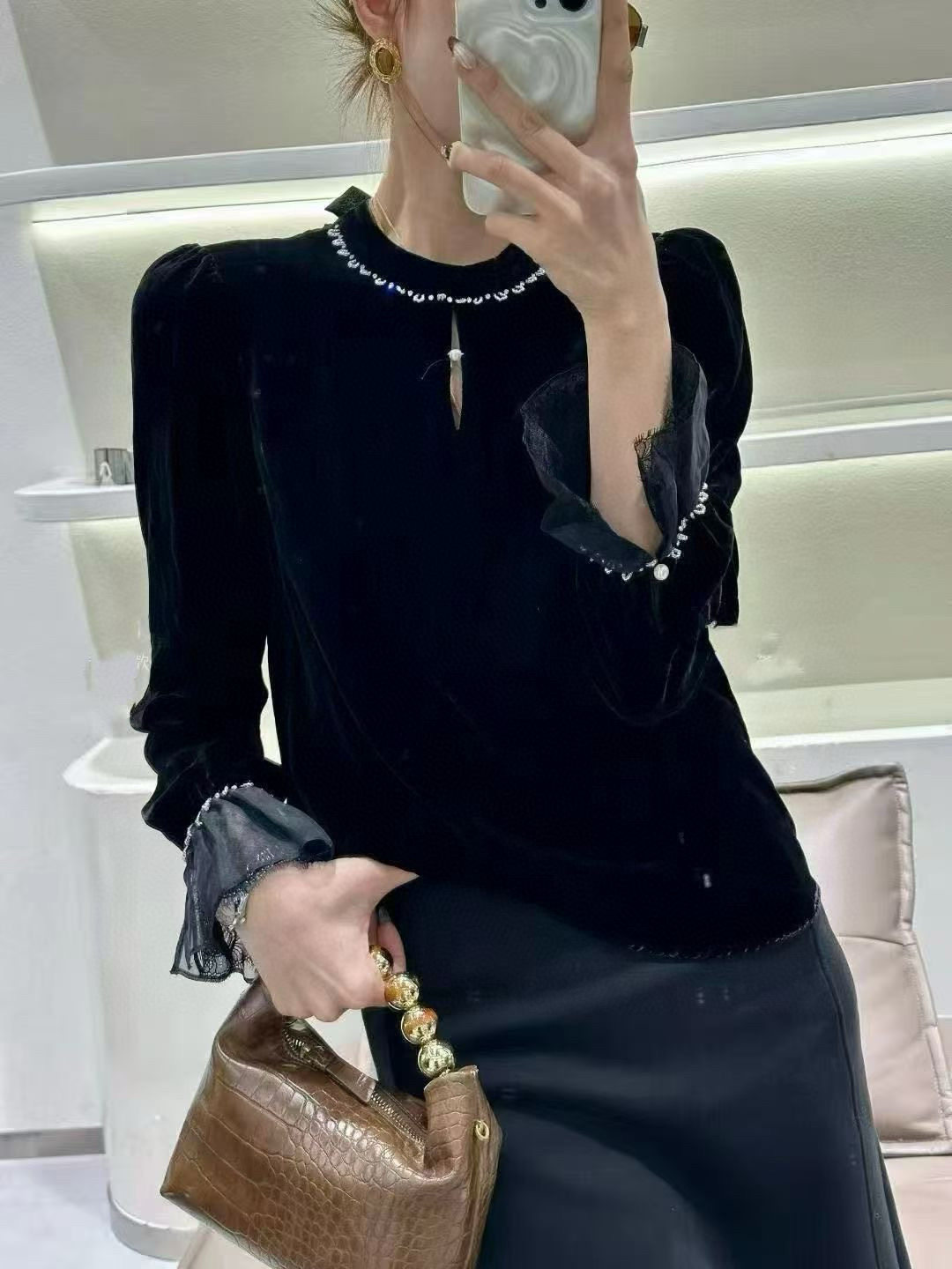 真丝丝绒手工订珠上衣2025春新款高端名媛立领小衫法式重工钉珠