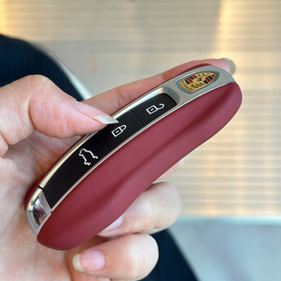 保时捷真皮钥匙壳卡宴911帕拉梅拉taycan钥匙扣718macan波尔多红