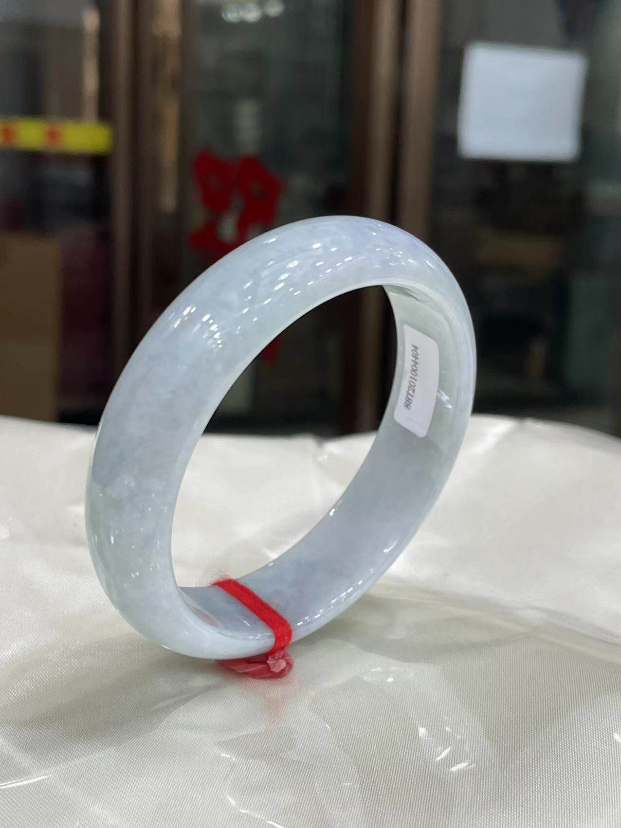 照片缅甸天然a货糯种翡翠手镯白底青糯种正圈55-58圈口 附带证书