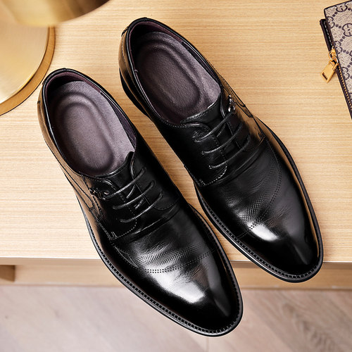 易龙高端英伦正在商务皮鞋