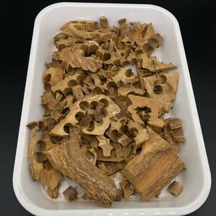 大块超高油马尼捞沉香车珠碎料 八分沉水品质 生闻凉奶香味明显