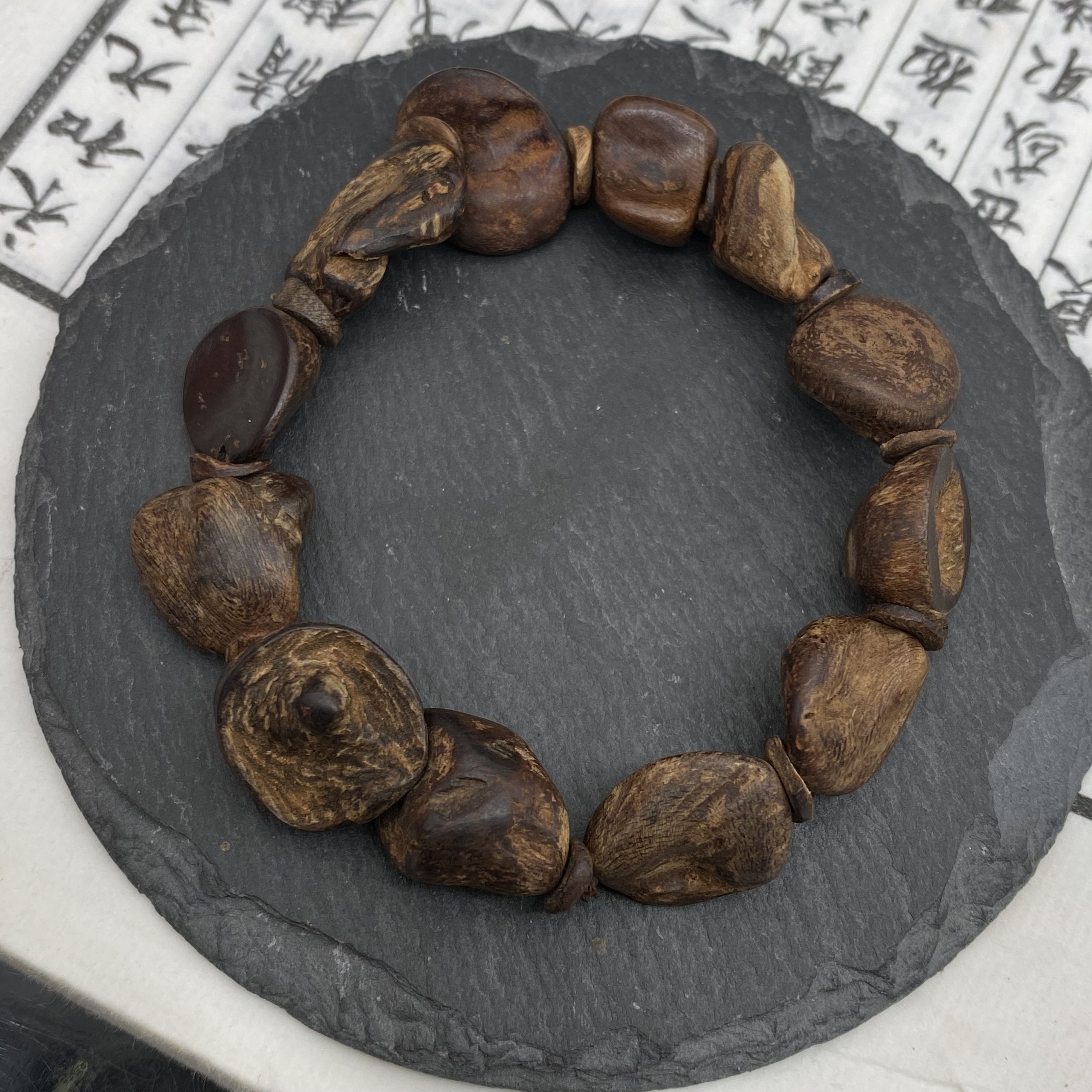 沉水级文莱大瘤疤包头随行手串 百年老料 生闻甘甜乳香味浓郁扑鼻