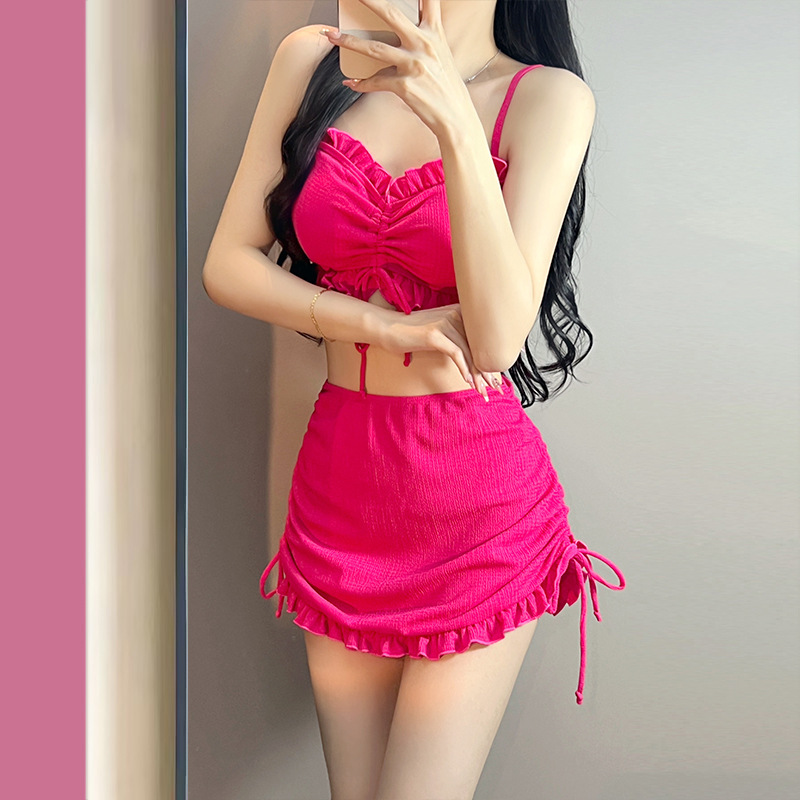 夏季新款泳衣女小清新钢托聚拢显瘦纯色比基尼三件套泳装涤纶