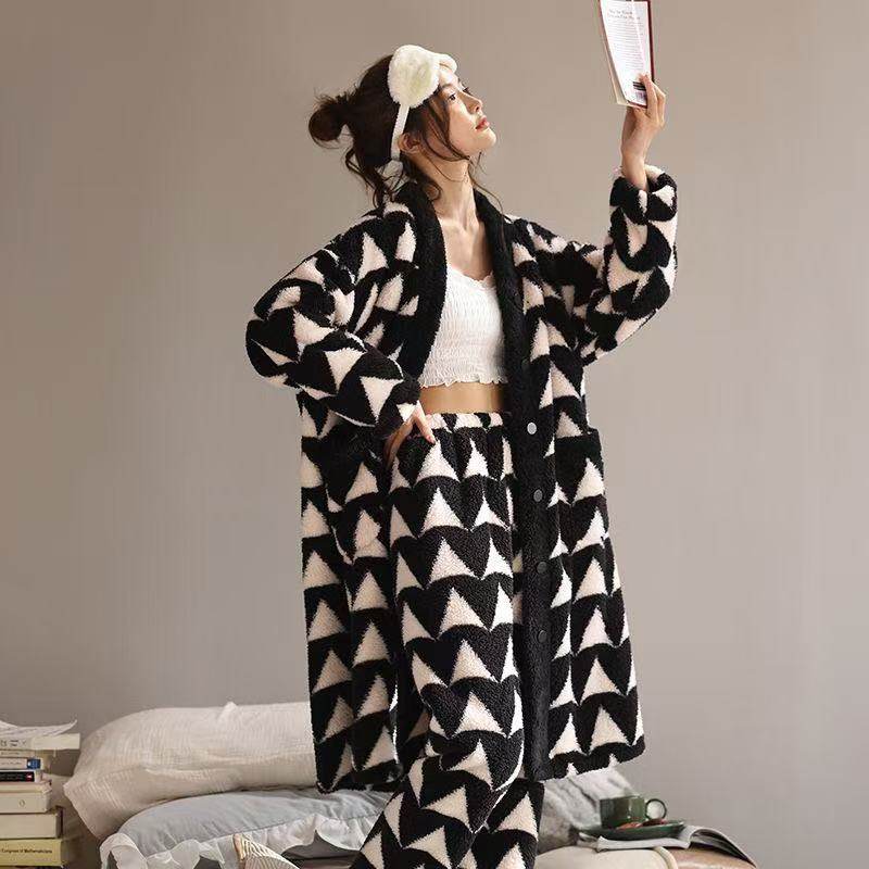 睡衣女士套装家居服套装保暖加绒加厚法兰绒珊瑚绒秋冬爆款可外穿