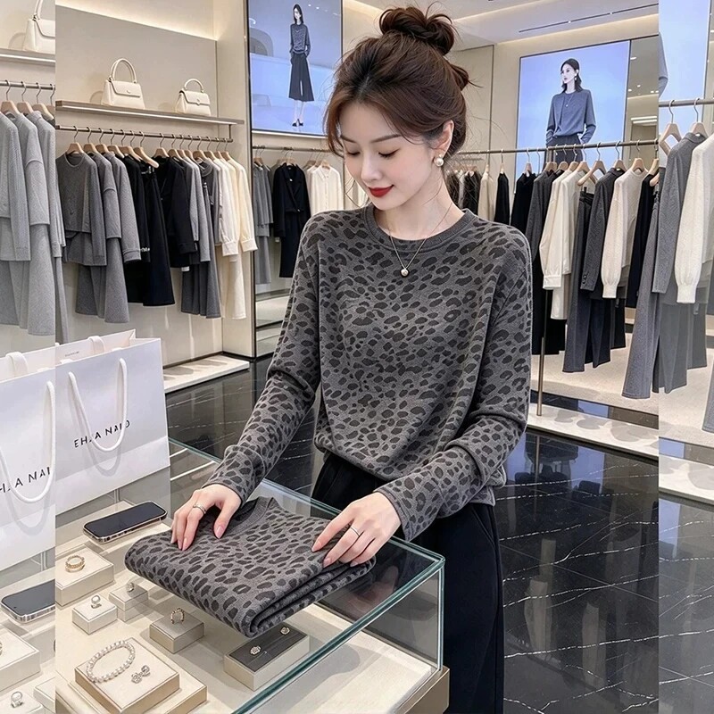 时尚洋气豹纹T恤上衣女秋季新款