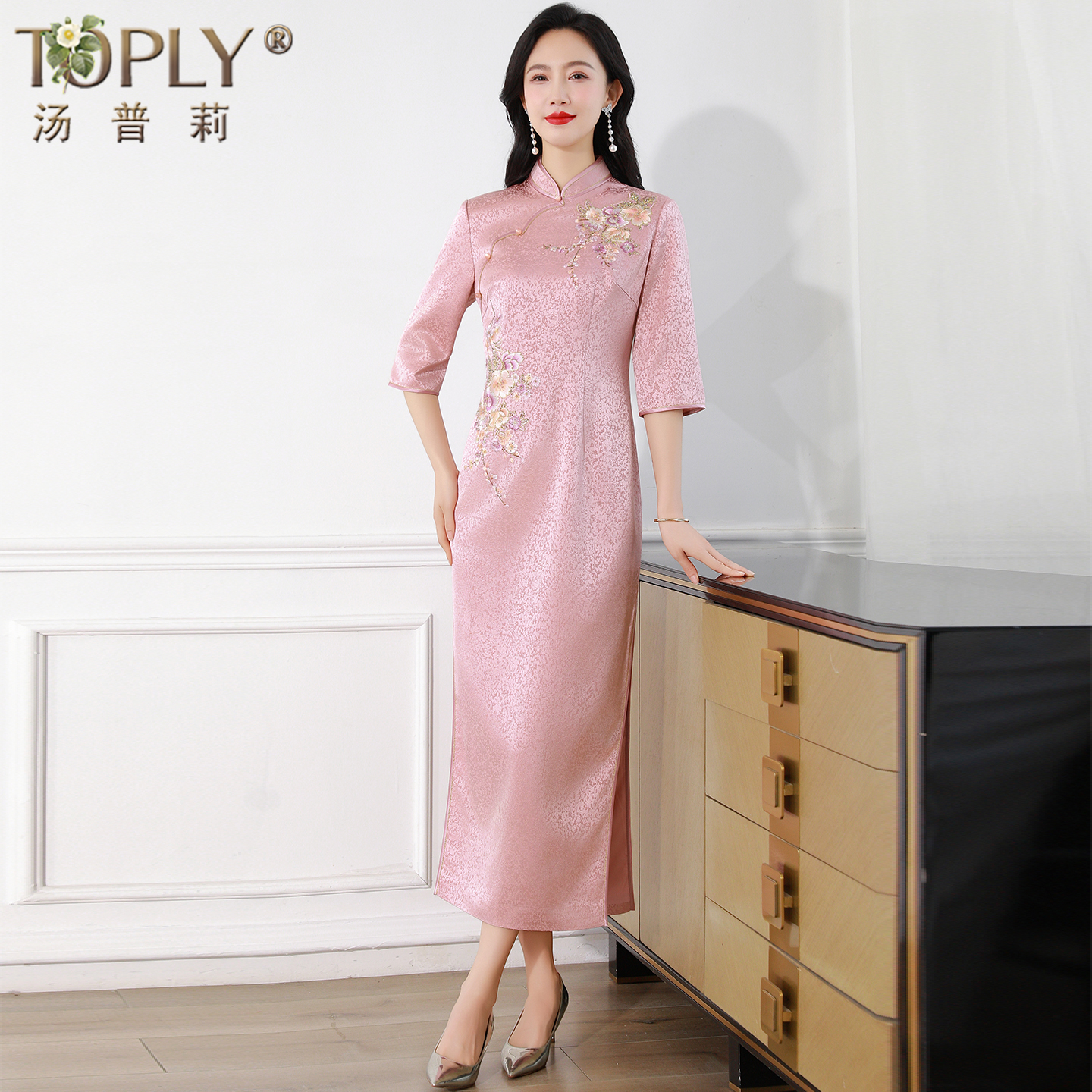 品牌喜妈妈婚礼改良旗袍刺绣礼服