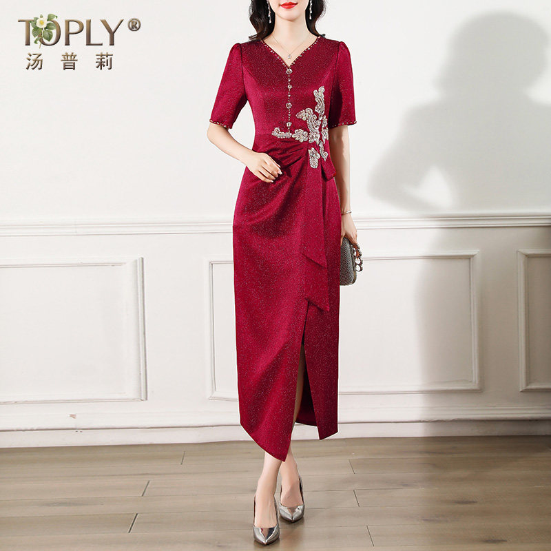 年会礼服轻奢高级感婚礼妈妈宴会连衣裙气质时尚修身显瘦中长款