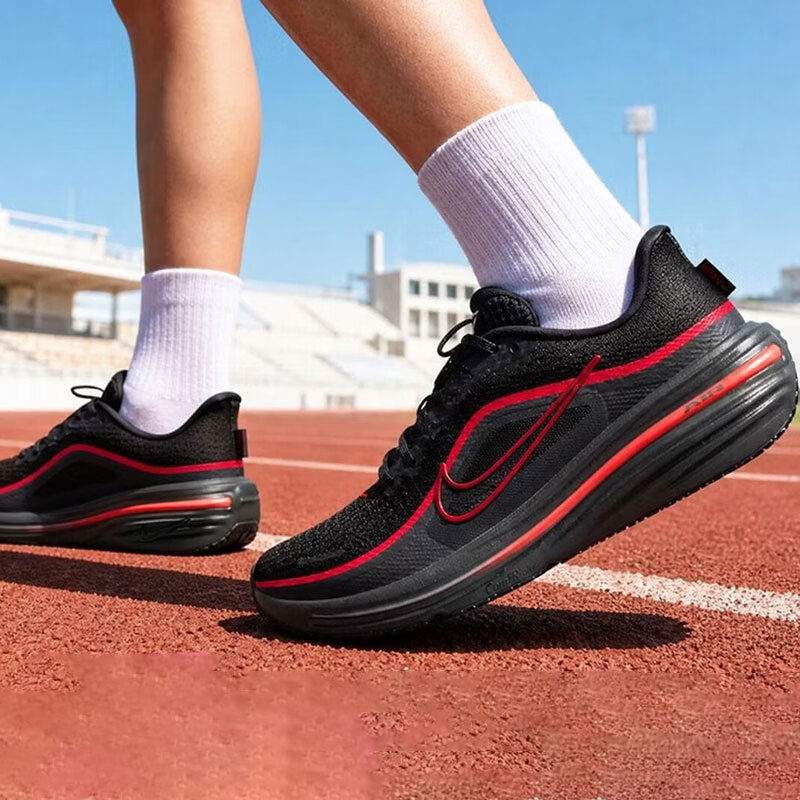 Nike耐克新款女士跑步鞋轻便透气缓震运动鞋黑色竞速鞋潮流时尚