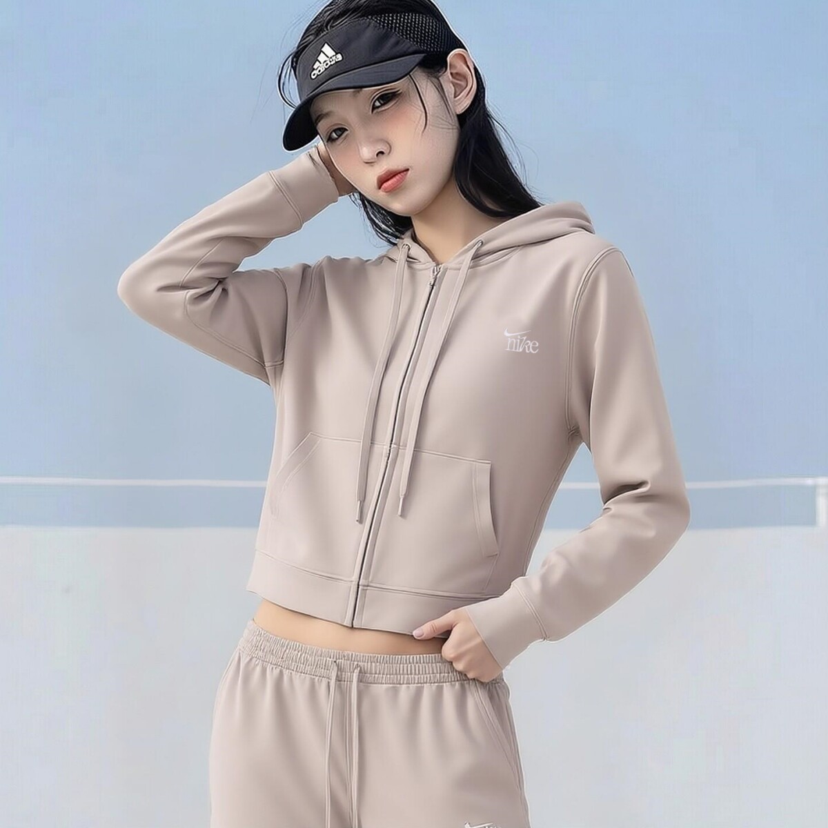 Nike耐克女子短款夹克新款针织连帽卫衣潮流浅色外套防风运动上衣