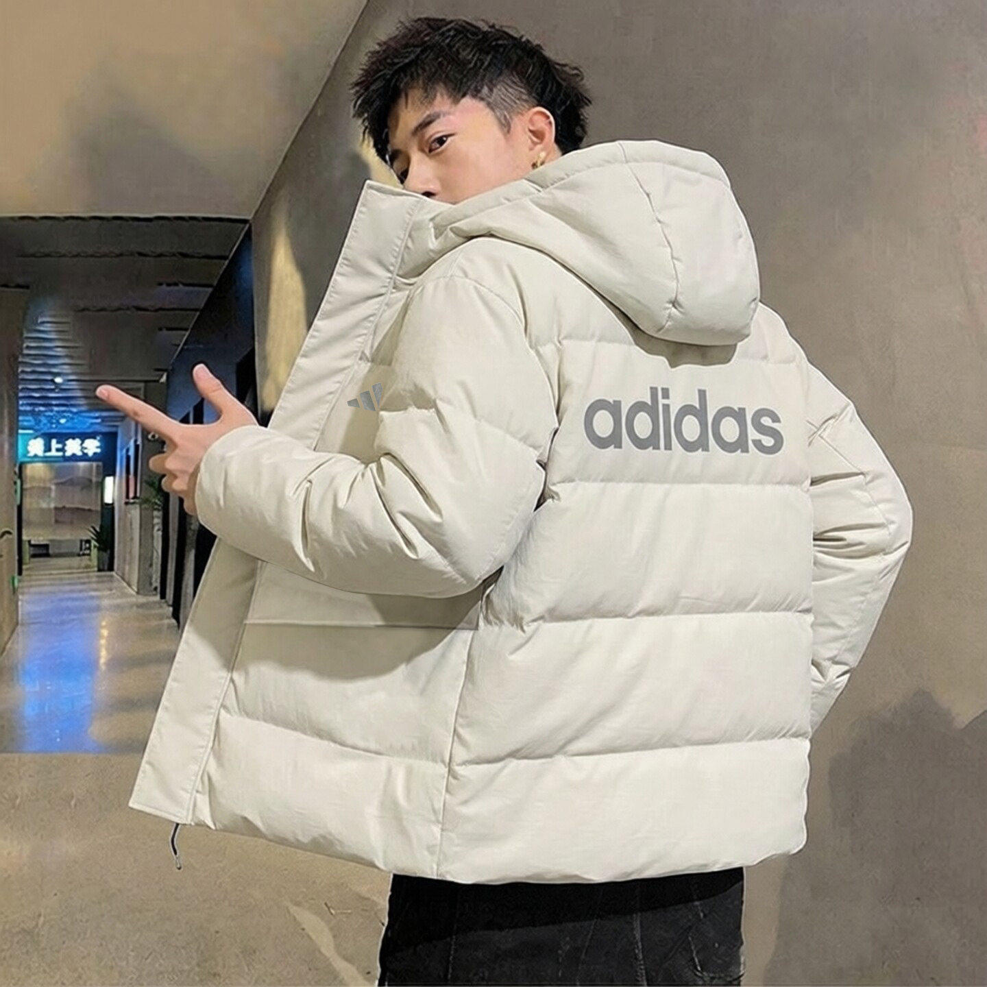 阿迪达斯美式羽绒服男冬户外拒水运动轻便鸭绒防风加厚复古面包服